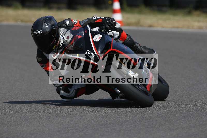 Archiv-2023/28 05.06.2023 Moto Club Anneau du Rhin/rouge-expert/9